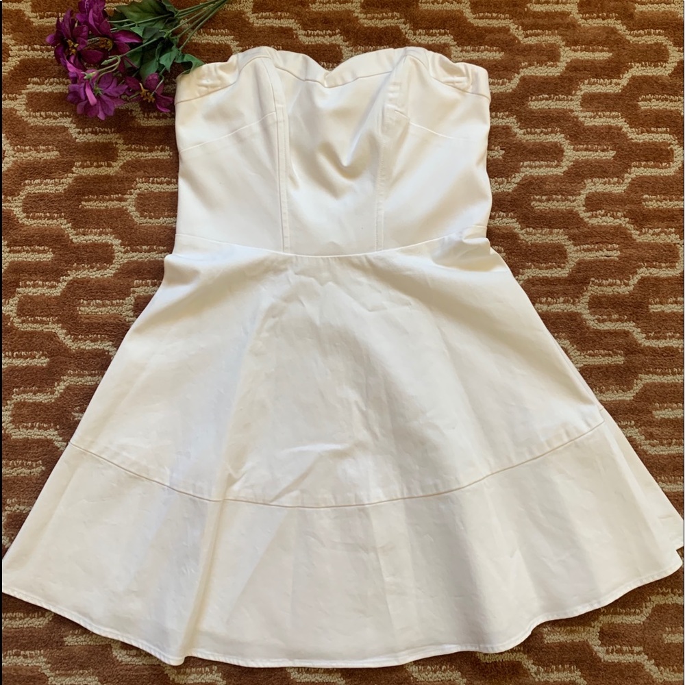 White strapless dress from express